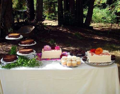 Wedding cakes look tasty! -- 